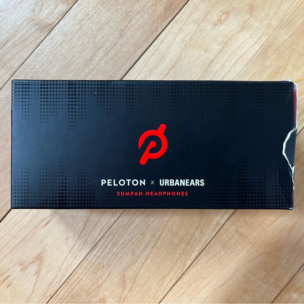 NIB Peloton x Urbanears Sumpan Headphones - Black